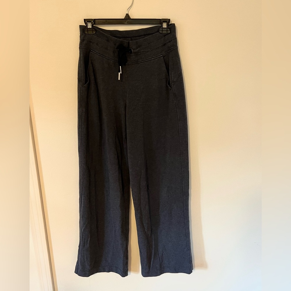 Navy Athleta Joggers